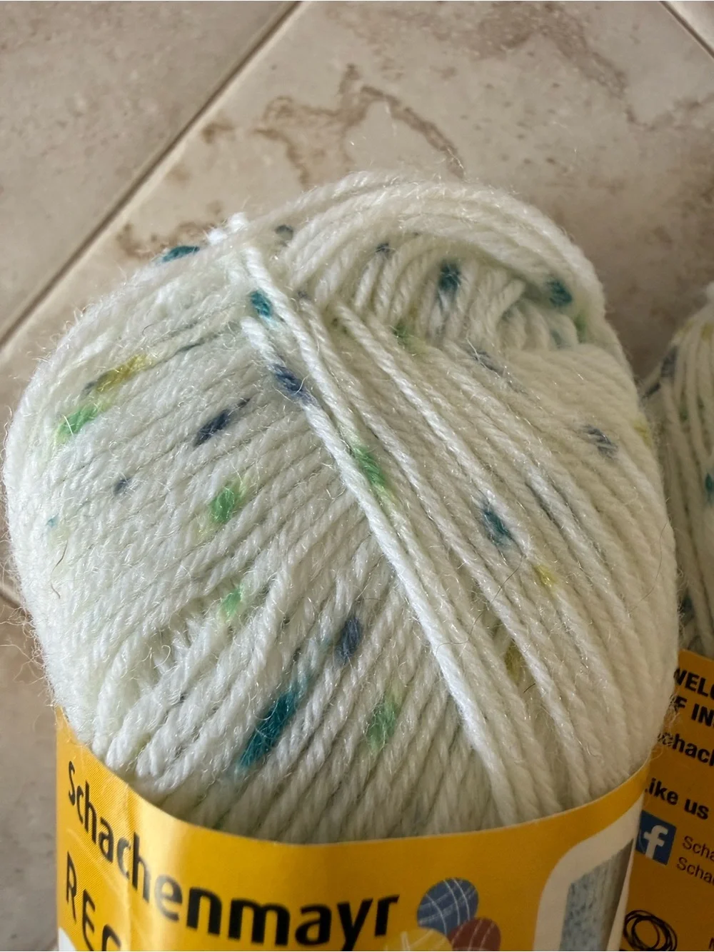 4-ply White Speckled Sock Yarn
